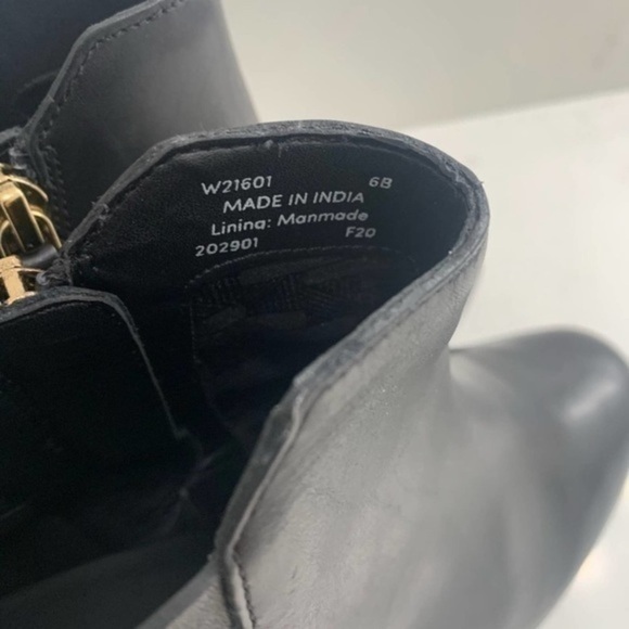 COLE HAAN HAIDYN black leather booties ankle boots 6 WORN ONCE - Picture 9 of 13